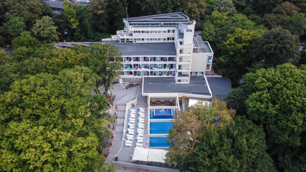 Ariana Hotel Kiten  Exterior foto