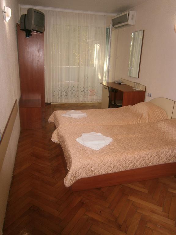Ariana Hotel Kiten  Zimmer foto