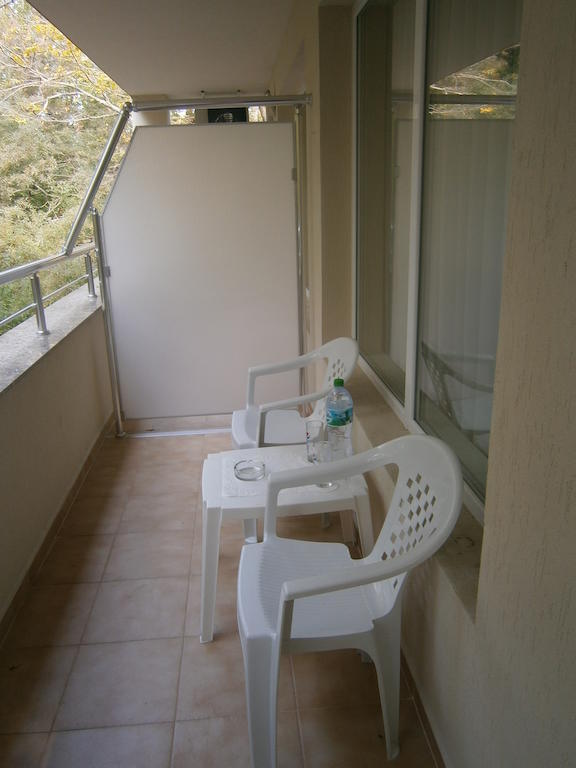 Ariana Hotel Kiten  Zimmer foto